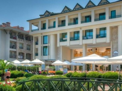 Фото отеля Golden Lotus Hotel 4*