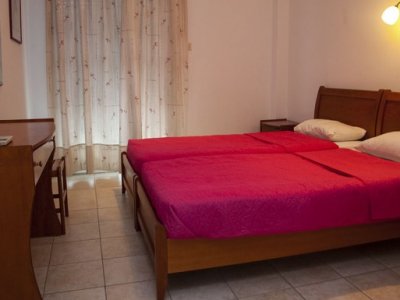 Фото отеля Adonis Hotel 2*