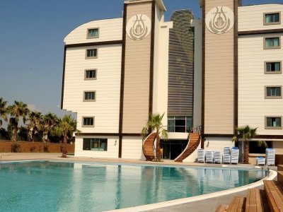 Фото отеля Orfeus Queen Hotel 4*
