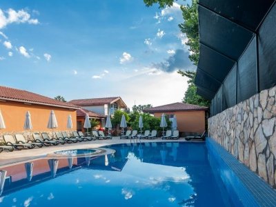 Фото отеля Ozlem Garden Hotel 3*