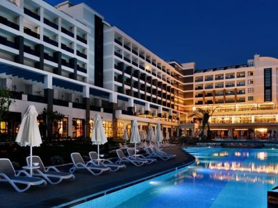 Фото отеля Valentine Resort Hotel (Adults Only) 5*