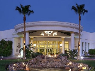 Фото отеля Hilton Sharm Waterfalls Resort 5*