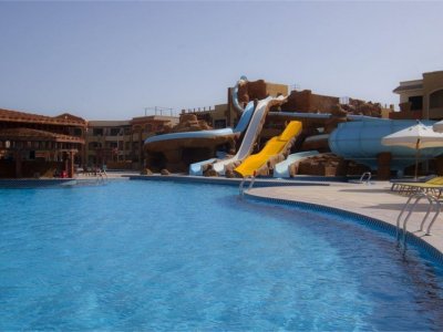 Фото отеля Regency Plaza Aqua Park & SPA Re 5*