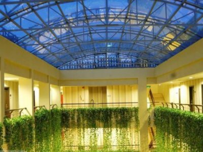 Фото отеля Days Inn Hotel & Suites 4*