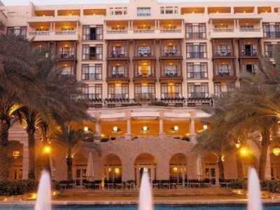 Фото отеля Moevenpick Resort & Residences Aqaba 5*
