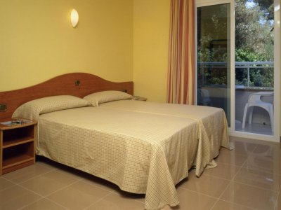 Фото отеля Athene Neos 3*