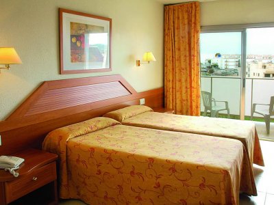 Фото отеля Fortuna Lloret 3*