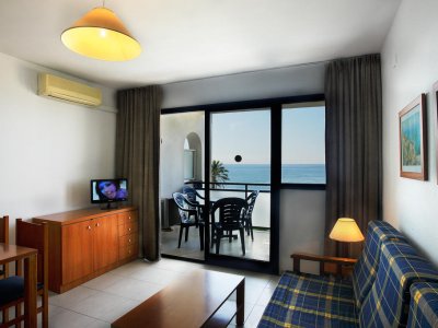 Фото отеля Pins Platja Aparthotel Cambrils 2*