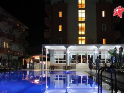 Фото отеля Grand Hotel Derin 4*