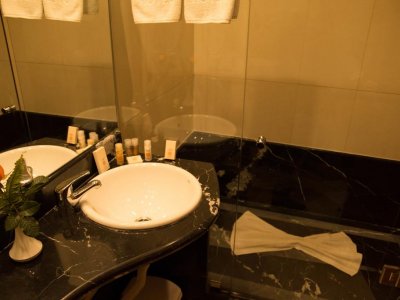 Фото отеля Oum Palace 4*