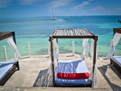 Фото отеля Dos Playas Beach House Hotel 3*