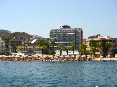 Фото отеля Maris Beach Hotel 3*