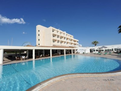 Фото отеля Piere Anne Hotel 3*
